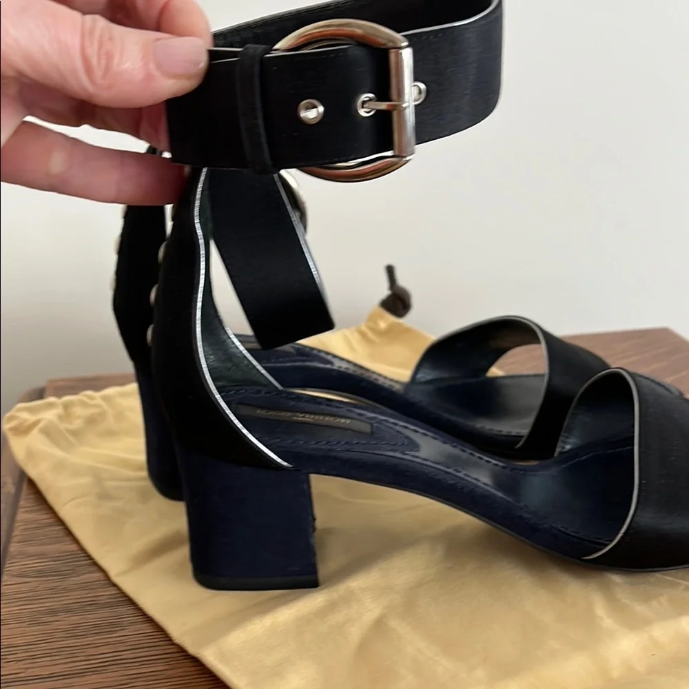 Louis Vuitton Black Women's Sandals - Picture 4 of 8